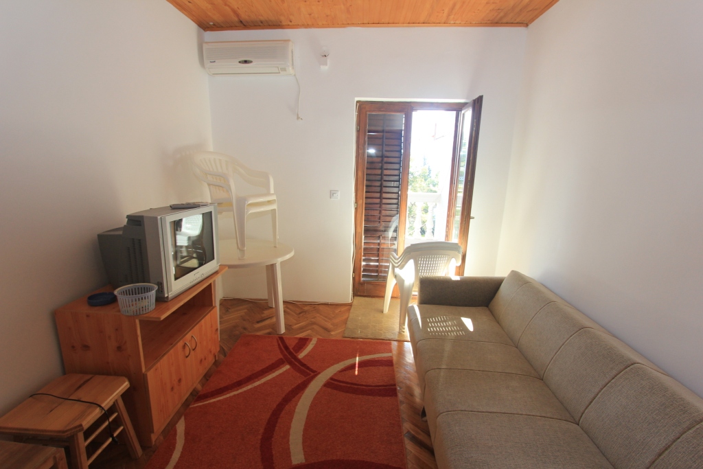 Image of House - 5 Bedrooms for Sale in Kotor-Kotor-Montenegro, Image 9