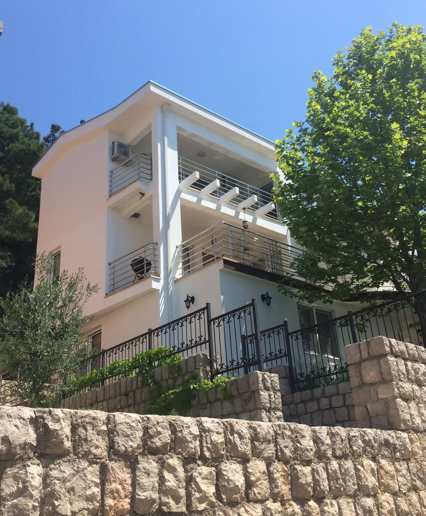 Image of Apartment - 1 Bedrooms - 1 Bathrooms for Sale in Bar-Susanj-Montenegro, Image 1