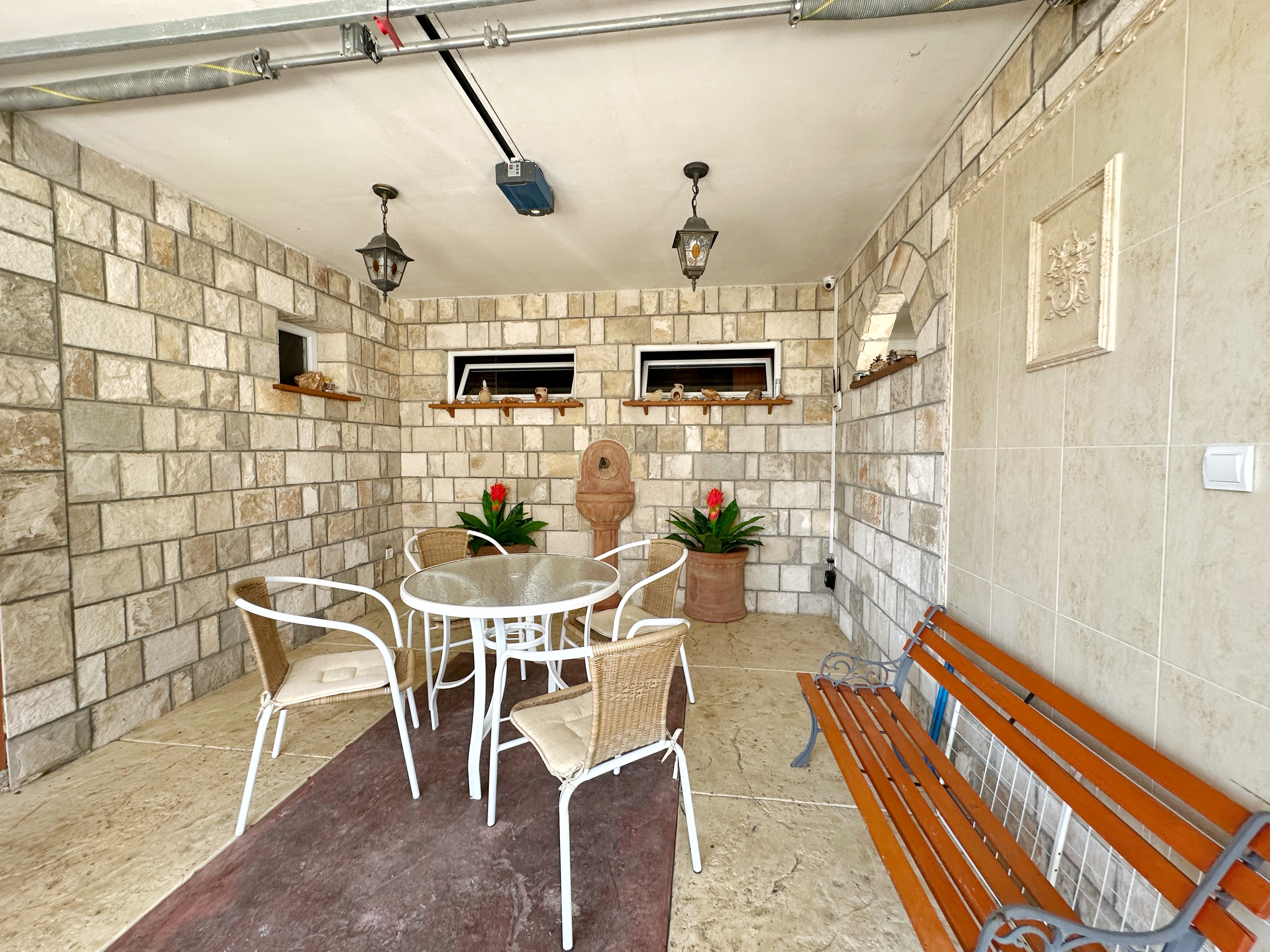 Image of Hotel - 8 Bedrooms - 6 Bathrooms for Sale in Tivat-Lustica-Montenegro, Image 8