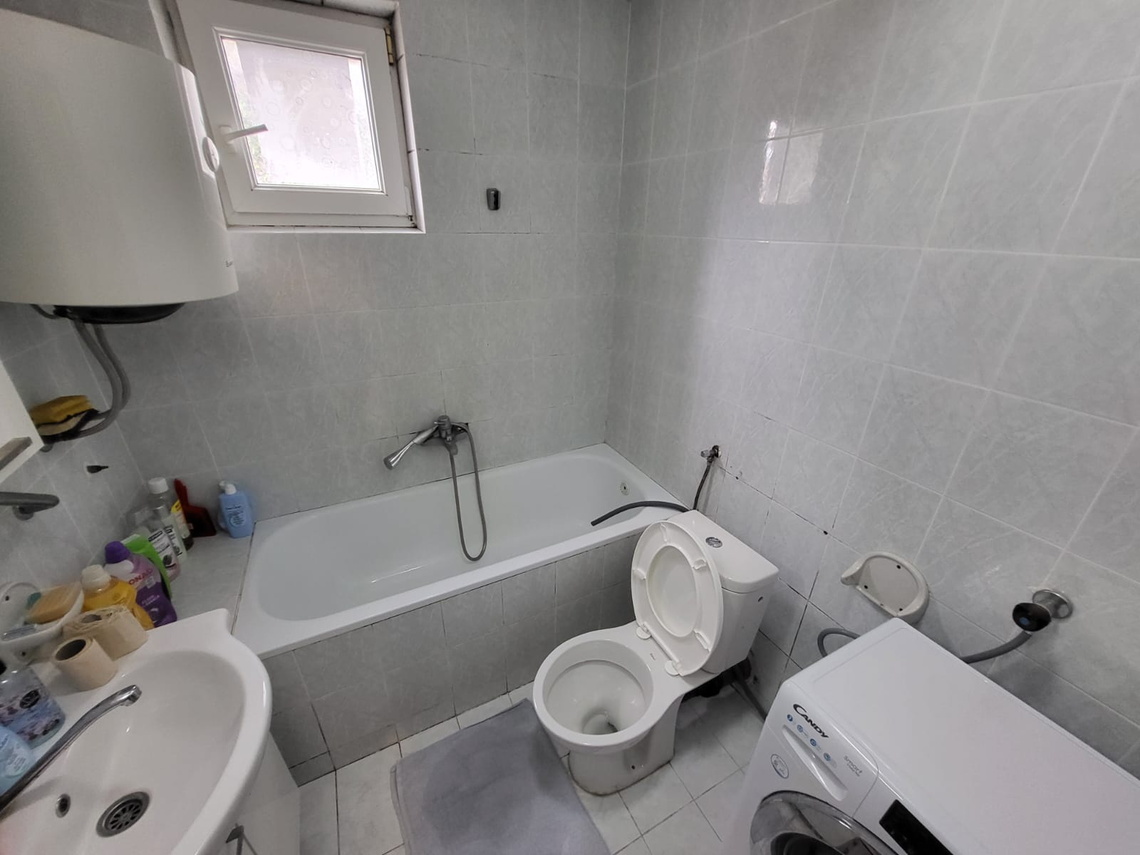 Image of Apartment - 2 Bedrooms - 1 Bathrooms for Sale in Budva-Petrovac-Montenegro, Image 9