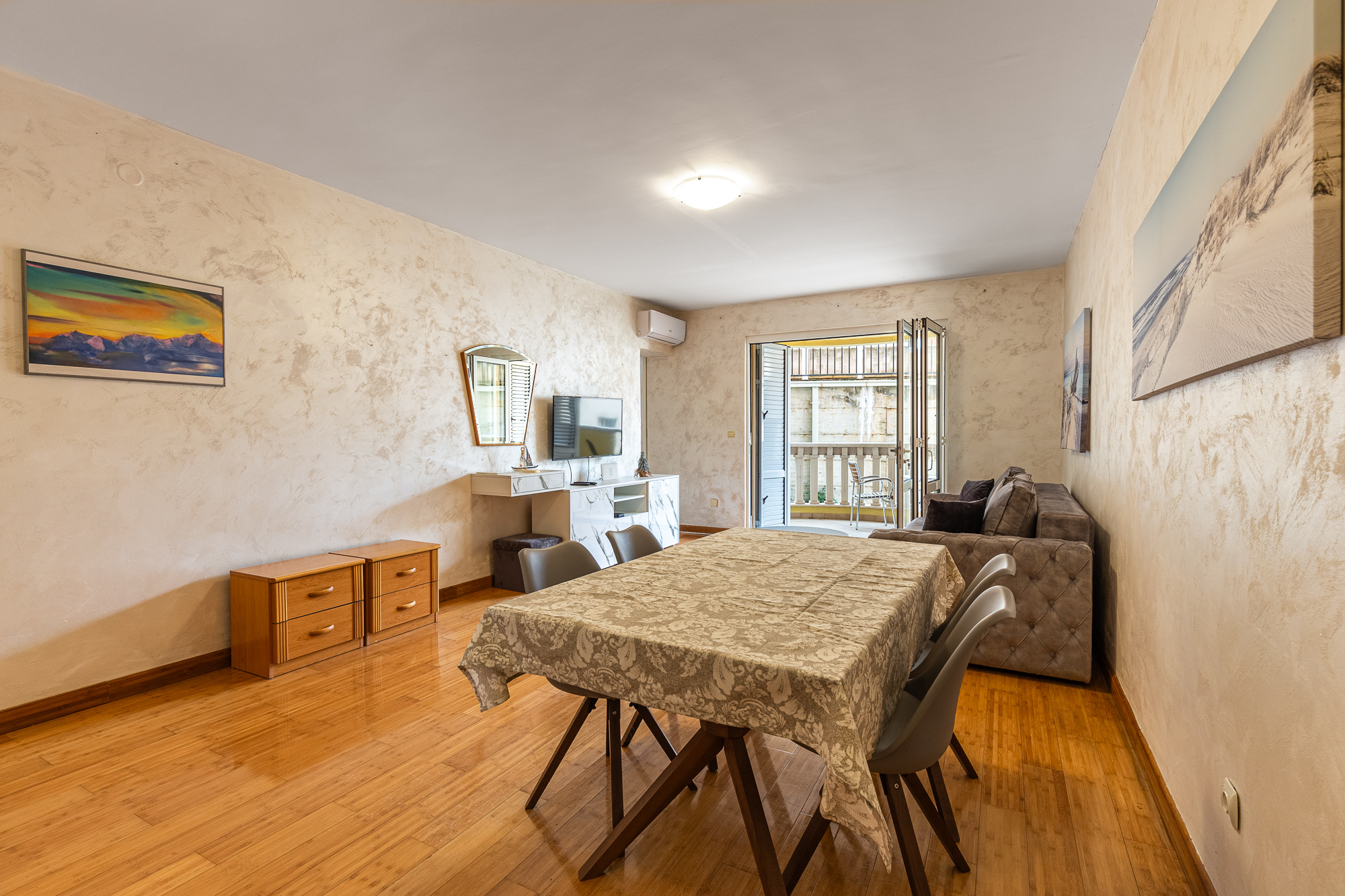 Image of Apartment - 1 Bedrooms - 1 Bathrooms for Sale in Budva-Przno-Montenegro, Image 8