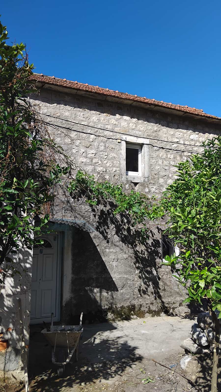 Image of House - 4 Bedrooms - 2 Bathrooms for Sale in Kotor-Kotor-Montenegro, Image 4