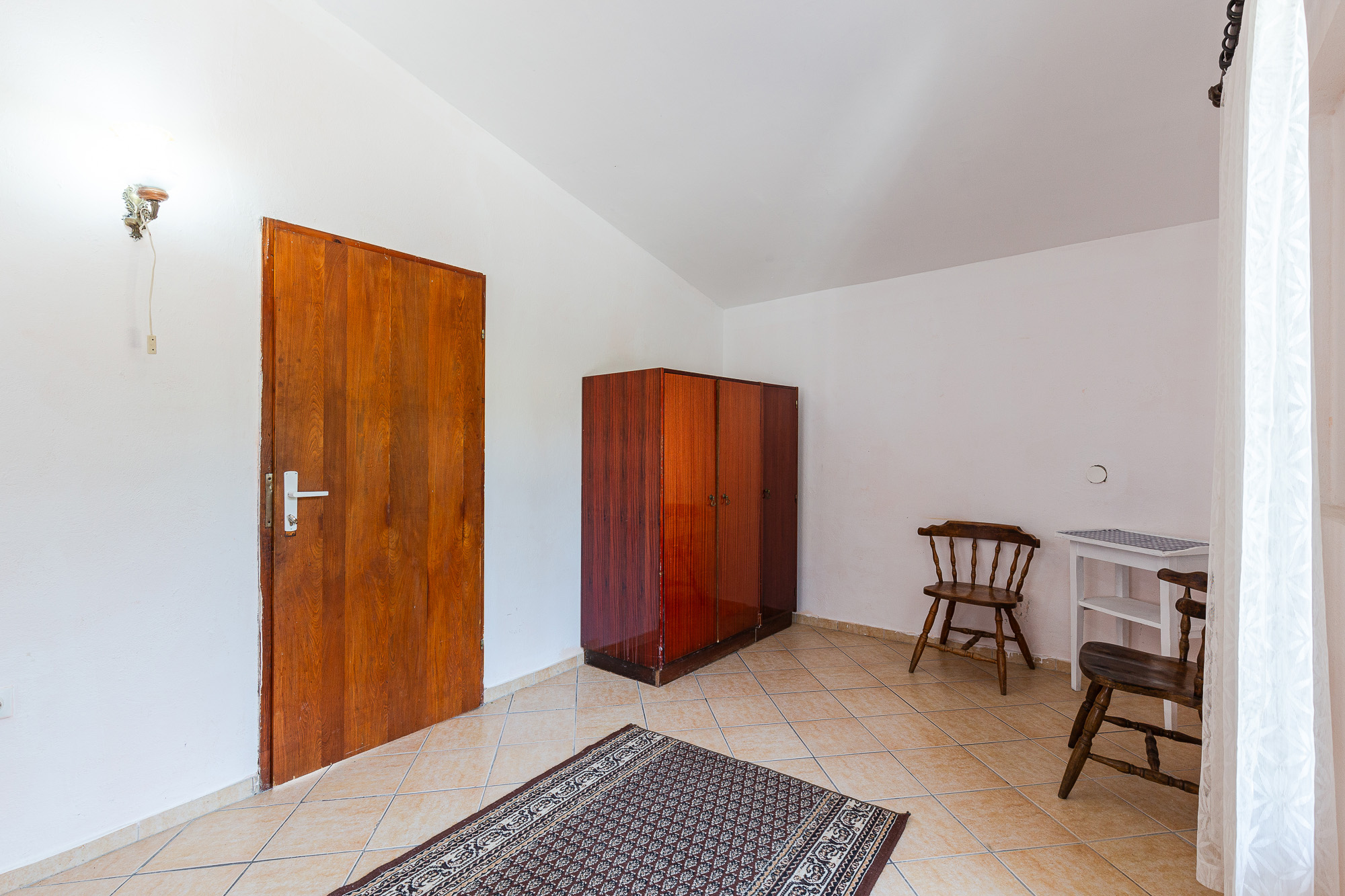 Image of House - 8 Bedrooms - 2 Bathrooms for Sale in Bar-Sutomore-Montenegro, Image 8