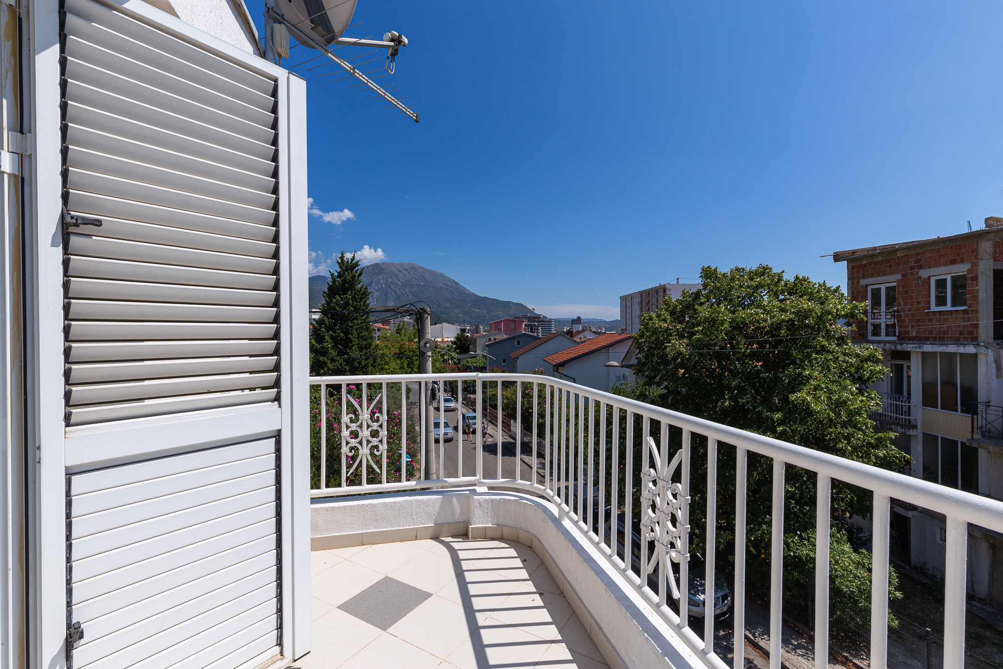 Image of House - 4 Bedrooms - 2 Bathrooms for Sale in Bar-Bar-Montenegro, Image 24