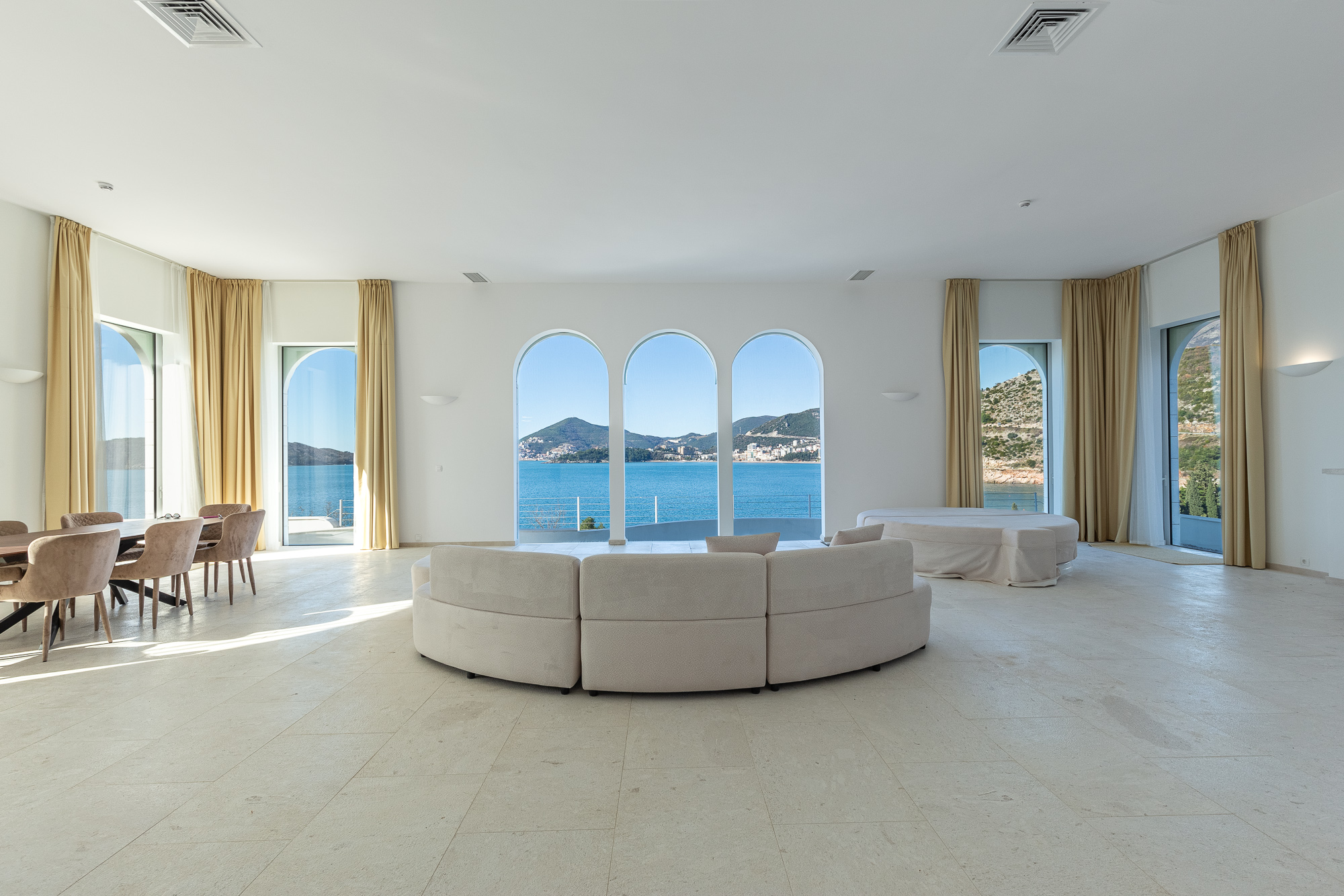 Image of Villa - 4 Bedrooms for Sale in Budva-Kamenovo-Montenegro, Image 46