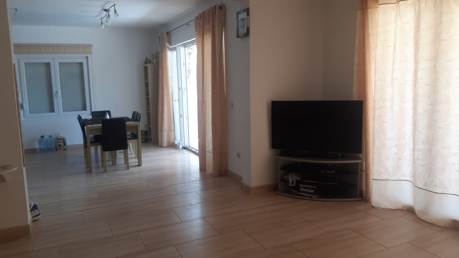 Image of House - 6 Bedrooms - 3 Bathrooms for Sale in Bar-Susanj-Montenegro, Image 8