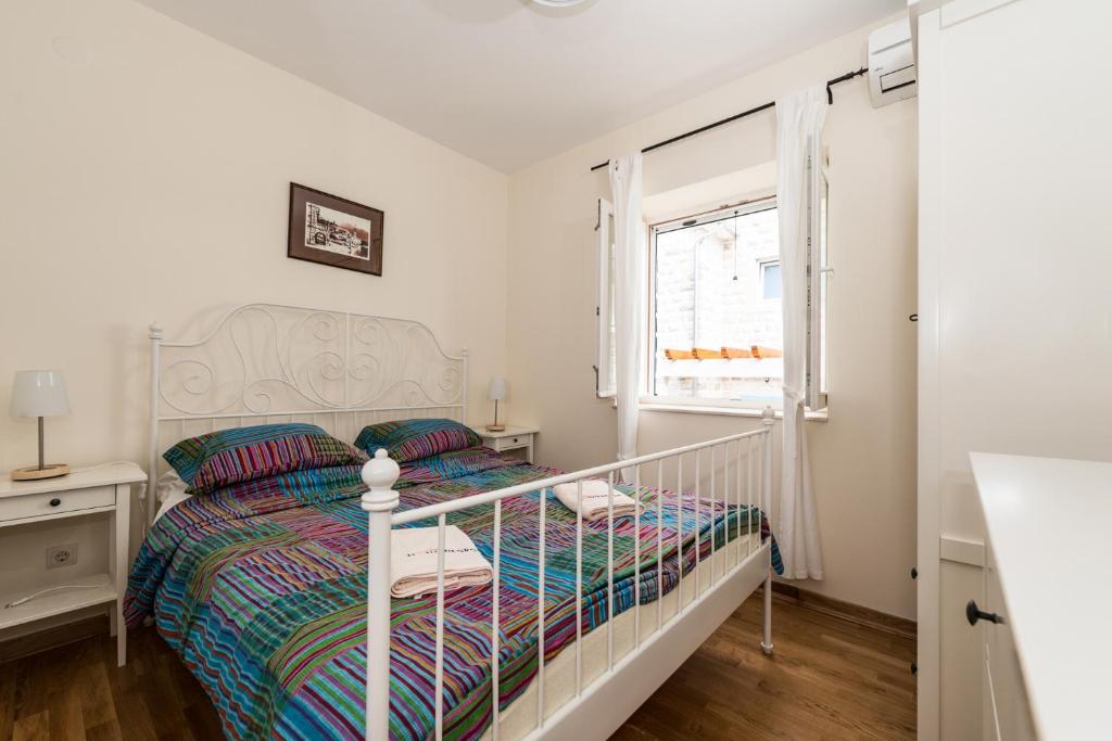 Image of Townhouse - 3 Bedrooms - 4 Bathrooms for Sale in Herceg-Novi-Sutorina-Montenegro, Image 3