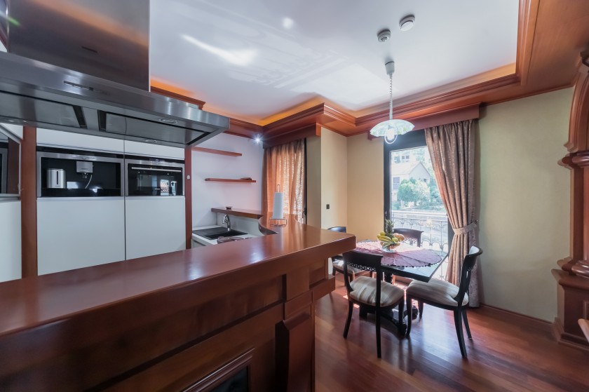 Image of Apartment - 2 Bedrooms - 1 Bathrooms for Sale in Kotor-Dobrota-Montenegro, Image 5