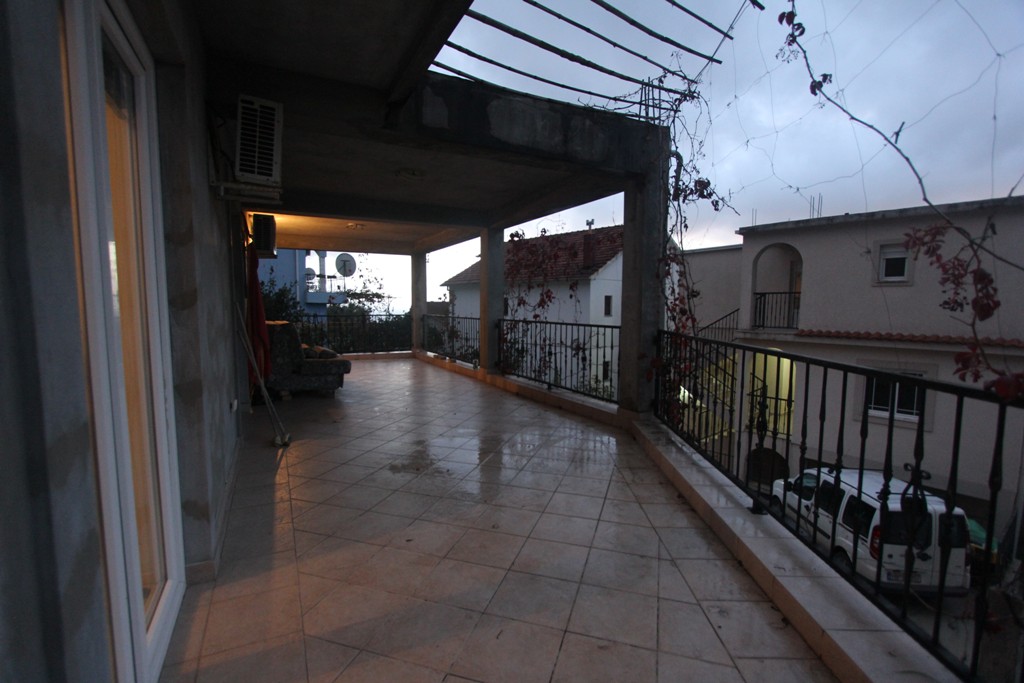 Image of House - 3 Bedrooms - 3 Bathrooms for Sale in Herceg-Novi-Topla-Montenegro, Image 12