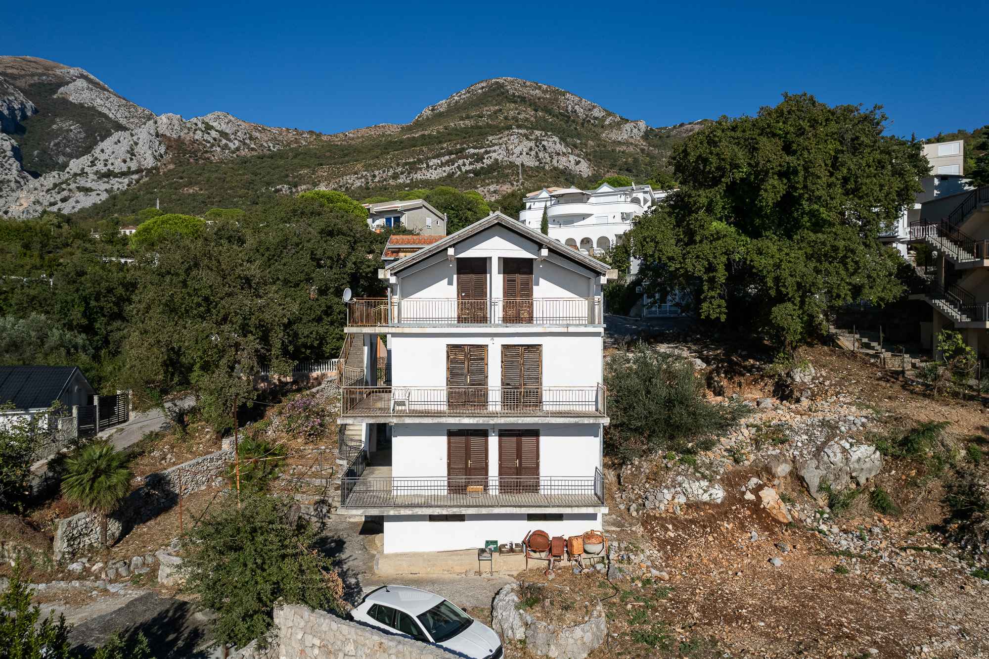 Haus 8 Schlafzimmer  Sutomore, Montenegro