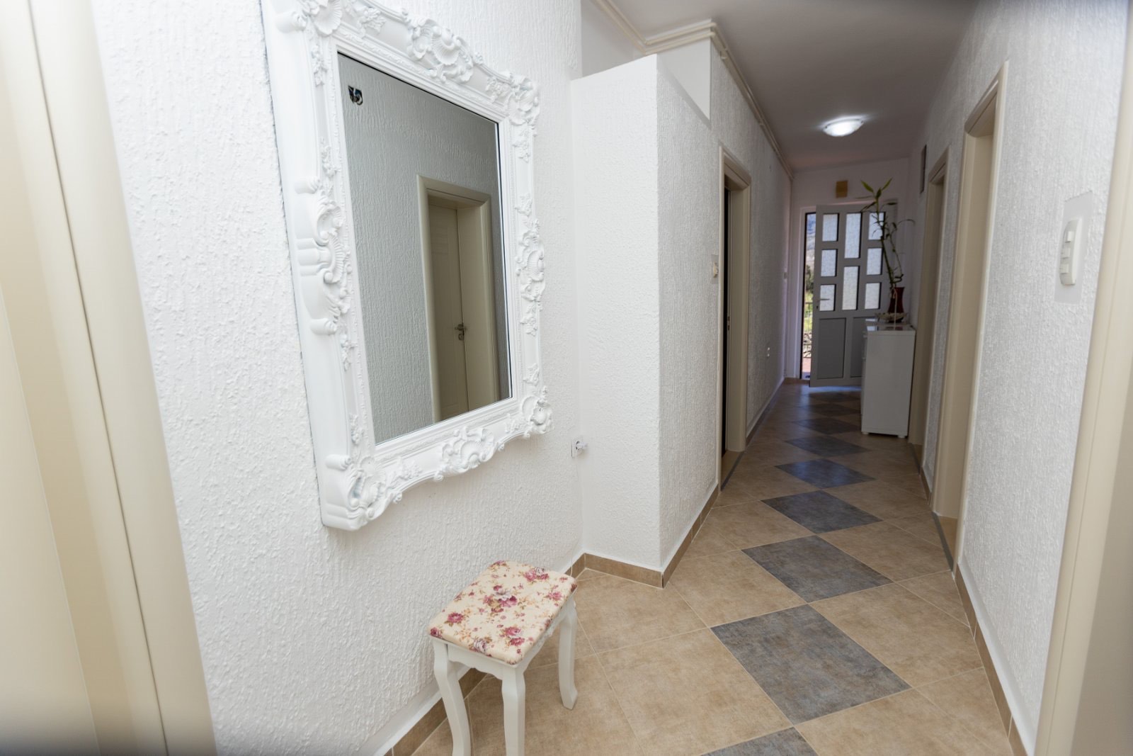 Image of House - 7 Bedrooms - 3 Bathrooms for Sale in Bar-Bar-Montenegro, Image 22