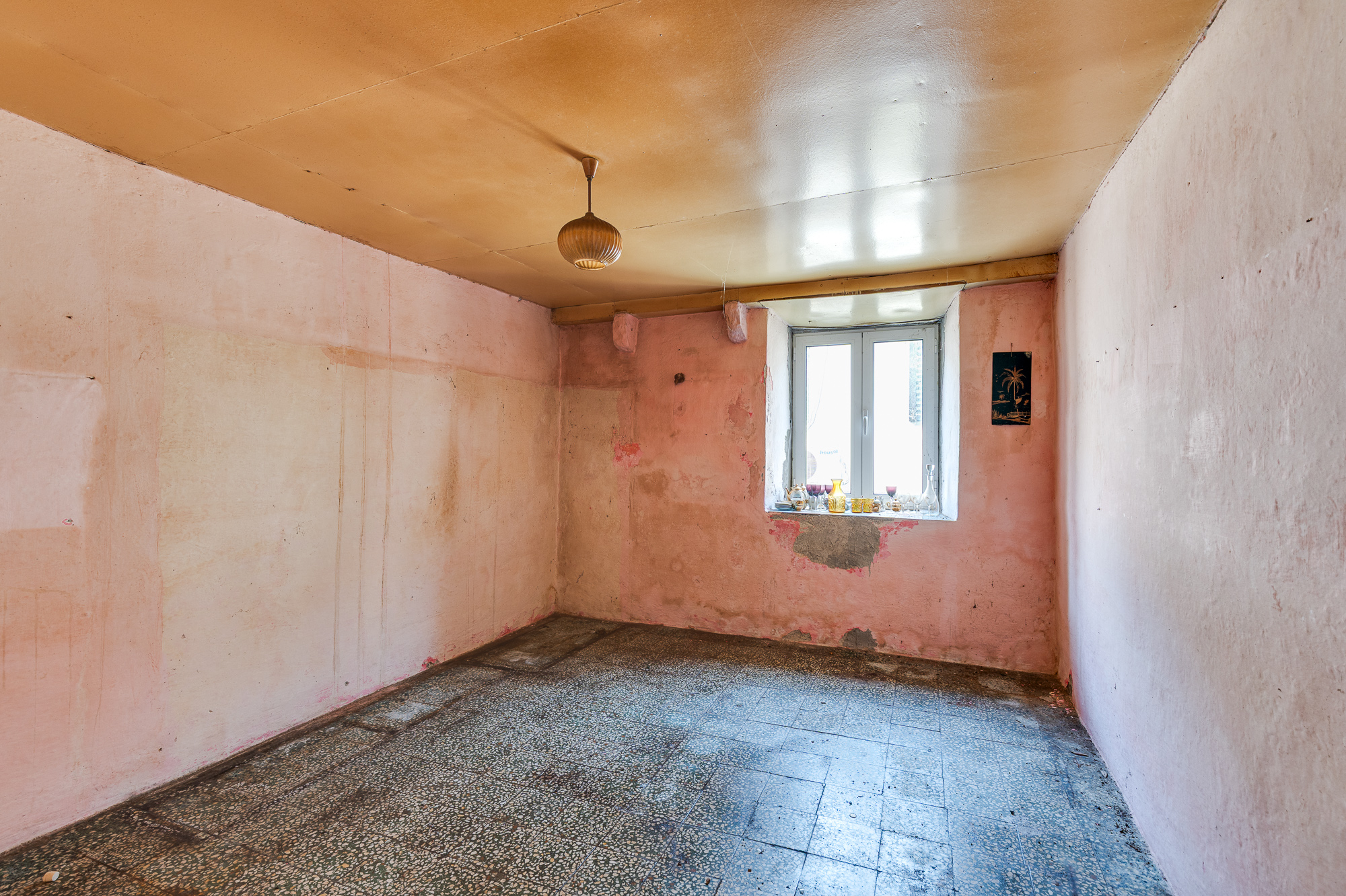  Image of House - 4 Bedrooms - 2 Bathrooms for Residential For Sale in Kotor-Kotor-Montenegro, Image 6