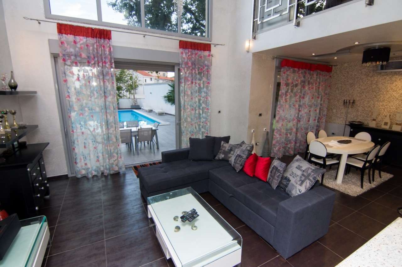 Image of Villa - 3 Bedrooms - 4 Bathrooms for Sale in Budva-Budva-Montenegro, Image 3
