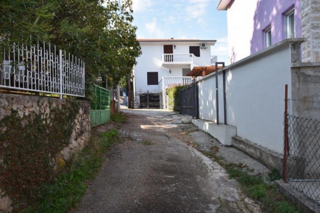 Haus 7 Schlafzimmer  Bar, Montenegro