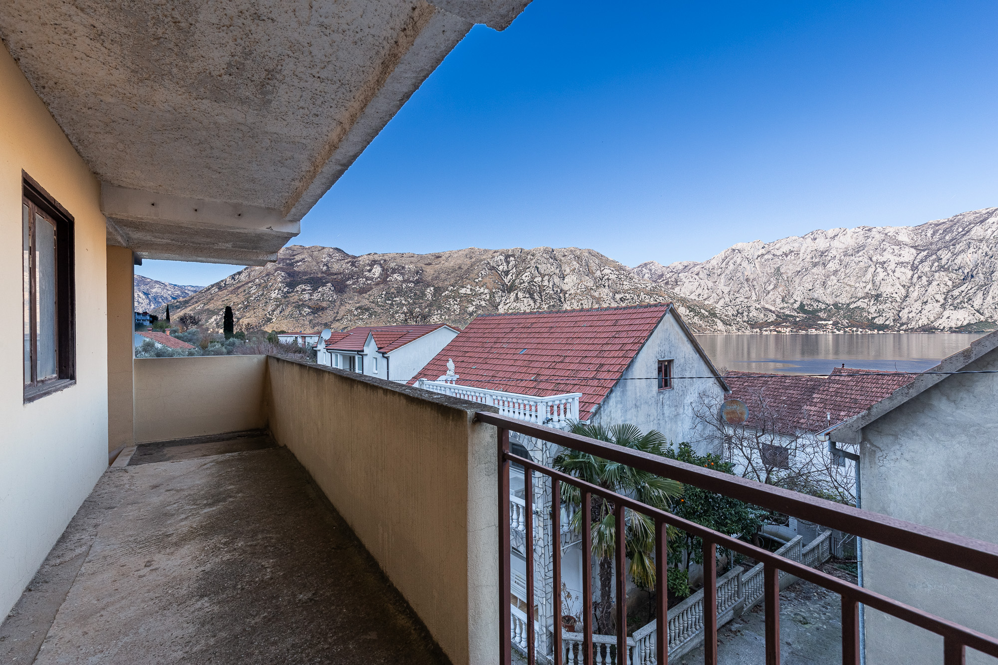 Image of House - 8 Bedrooms - 3 Bathrooms for Sale in Kotor-Prcanj-Montenegro, Image 12