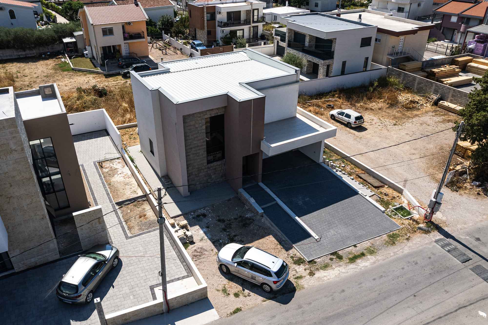  Image of House - 3 Bedrooms - 3 Bathrooms for Residential For Sale in Bar-Bar-Montenegro, Image 46