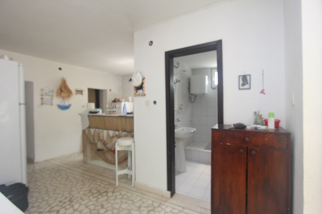 Image of House - 4 Bedrooms - 3 Bathrooms for Sale in Kotor-Kotor-Montenegro, Image 11