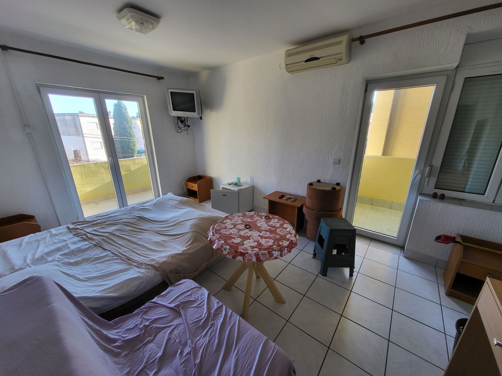 Image of House - 10 Bedrooms - 4 Bathrooms for Sale in Bar-Sutomore-Montenegro, Image 7