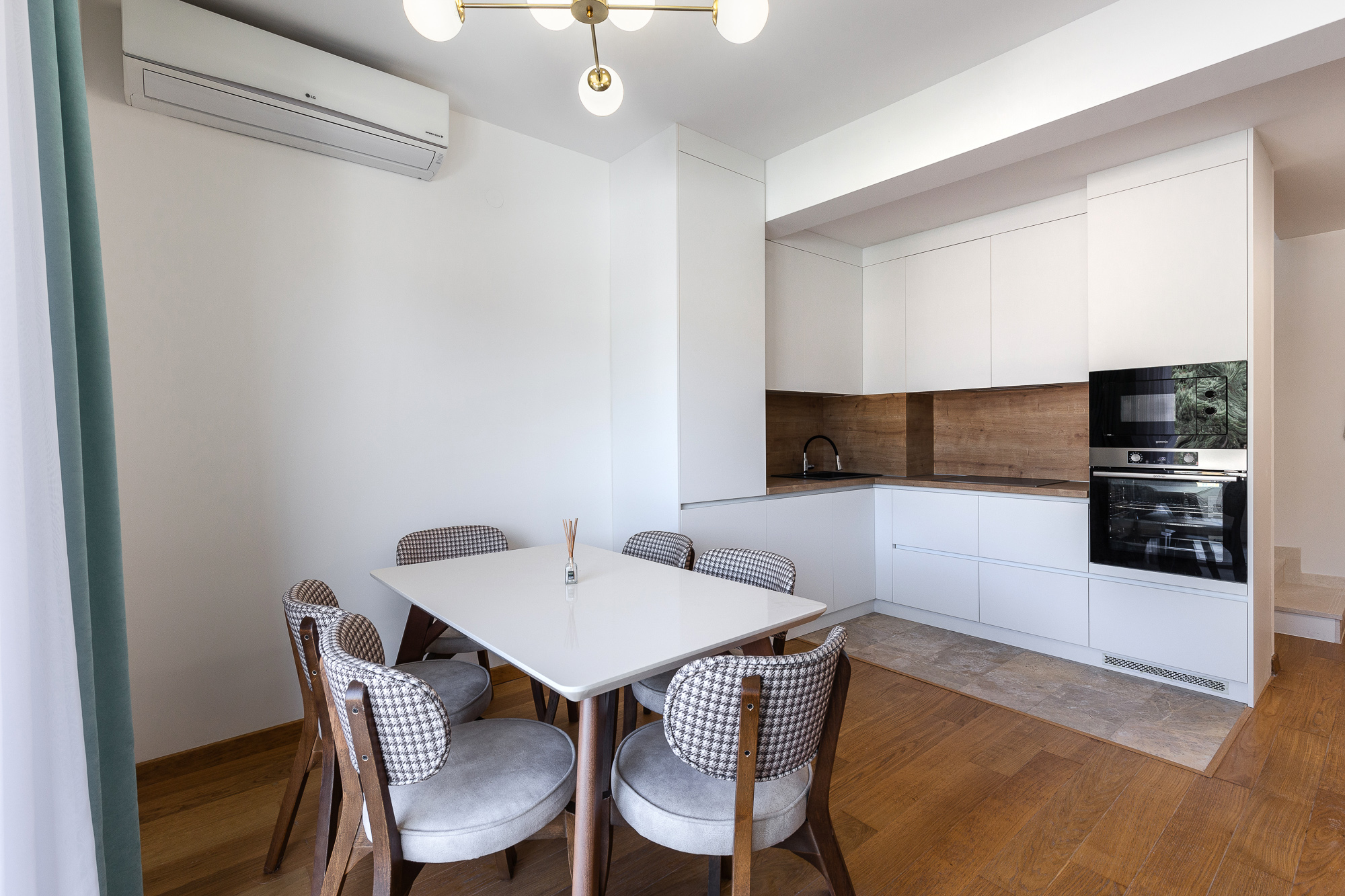 Image of Apartment - 3 Bedrooms - 3 Bathrooms for Sale in Budva-Rafailovici-Montenegro, Image 11