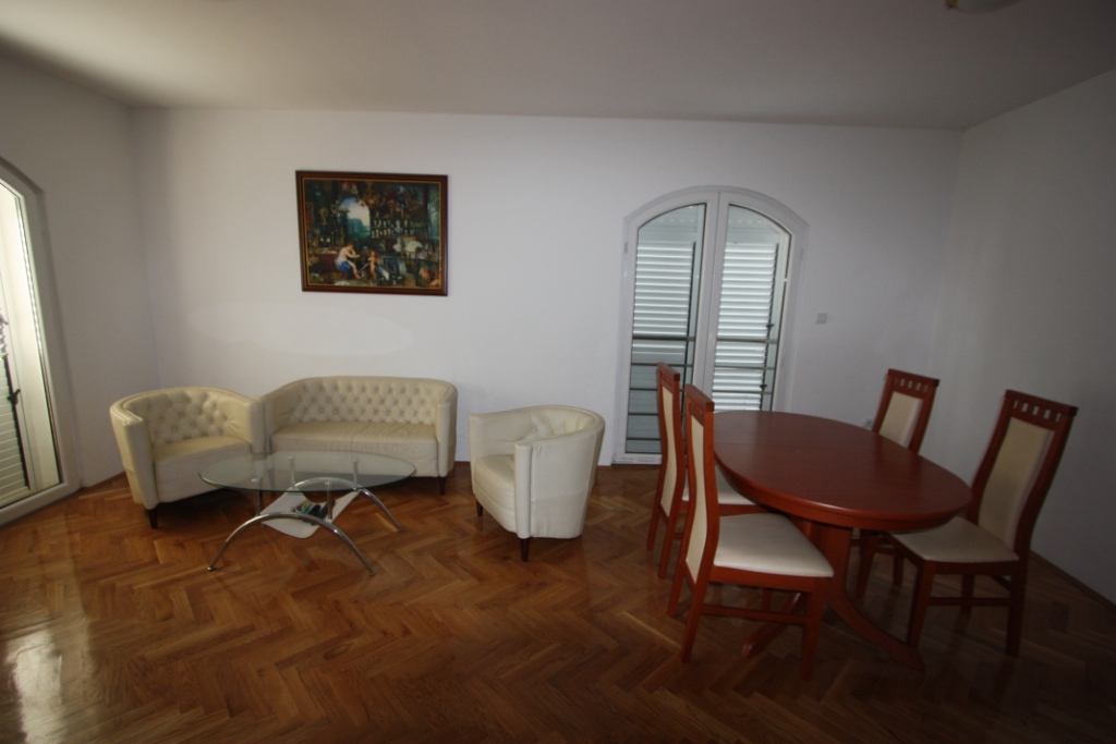 Image of Apartment - 3 Bedrooms - 2 Bathrooms for Sale in Herceg-Novi-Bijela-Montenegro, Image 3