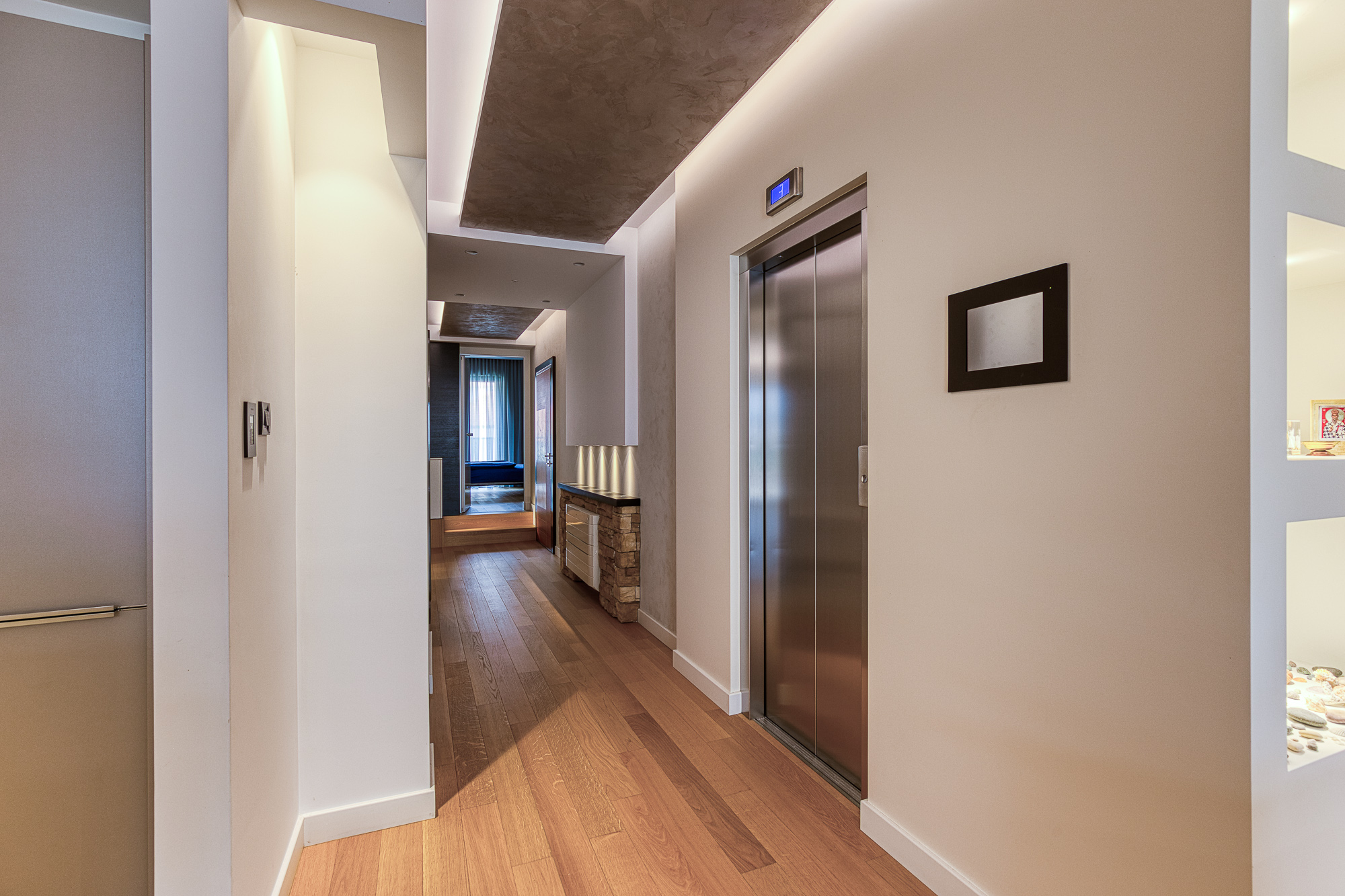 Image of Apartment - 2 Bedrooms - 1 Bathrooms for Sale in Budva-Budva-Montenegro, Image 6