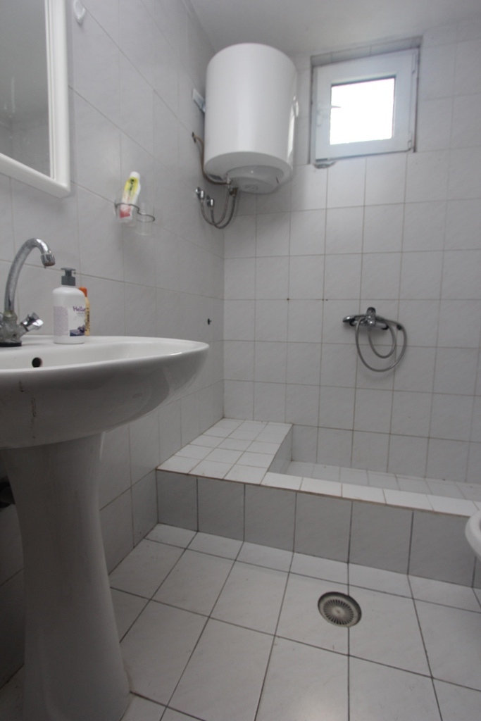 Image of House - 4 Bedrooms - 3 Bathrooms for Sale in Kotor-Kotor-Montenegro, Image 10