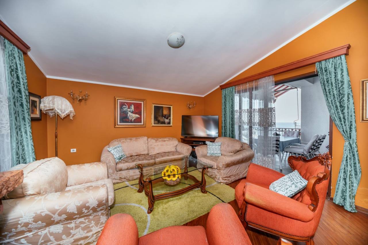 Image of Apartment - 5 Bedrooms - 2 Bathrooms for Sale in Bar-Susanj-Montenegro, Image 7