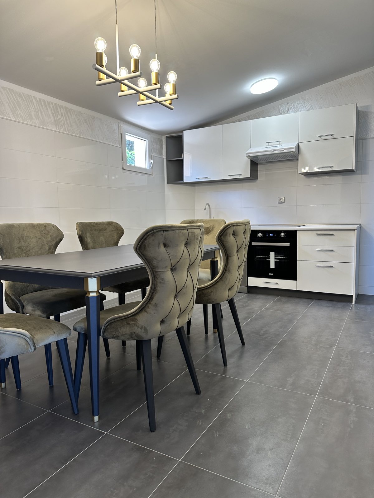 Image of Apartment - 2 Bedrooms - 1 Bathrooms for Sale in Budva-Budva-Montenegro, Image 7