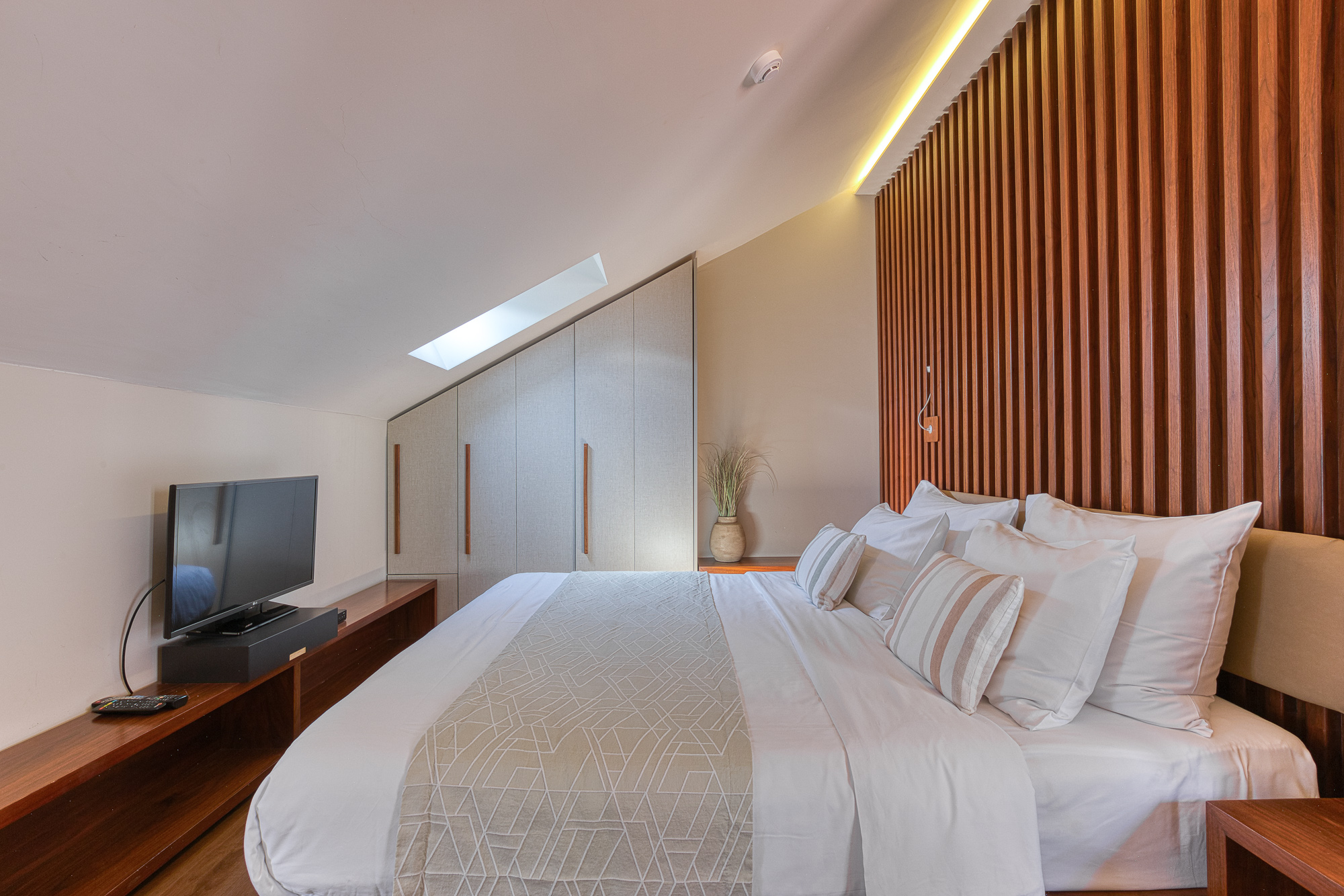 Image of Villa - 7 Bedrooms - 7 Bathrooms for Sale in Kotor-Montenegro, Image 49