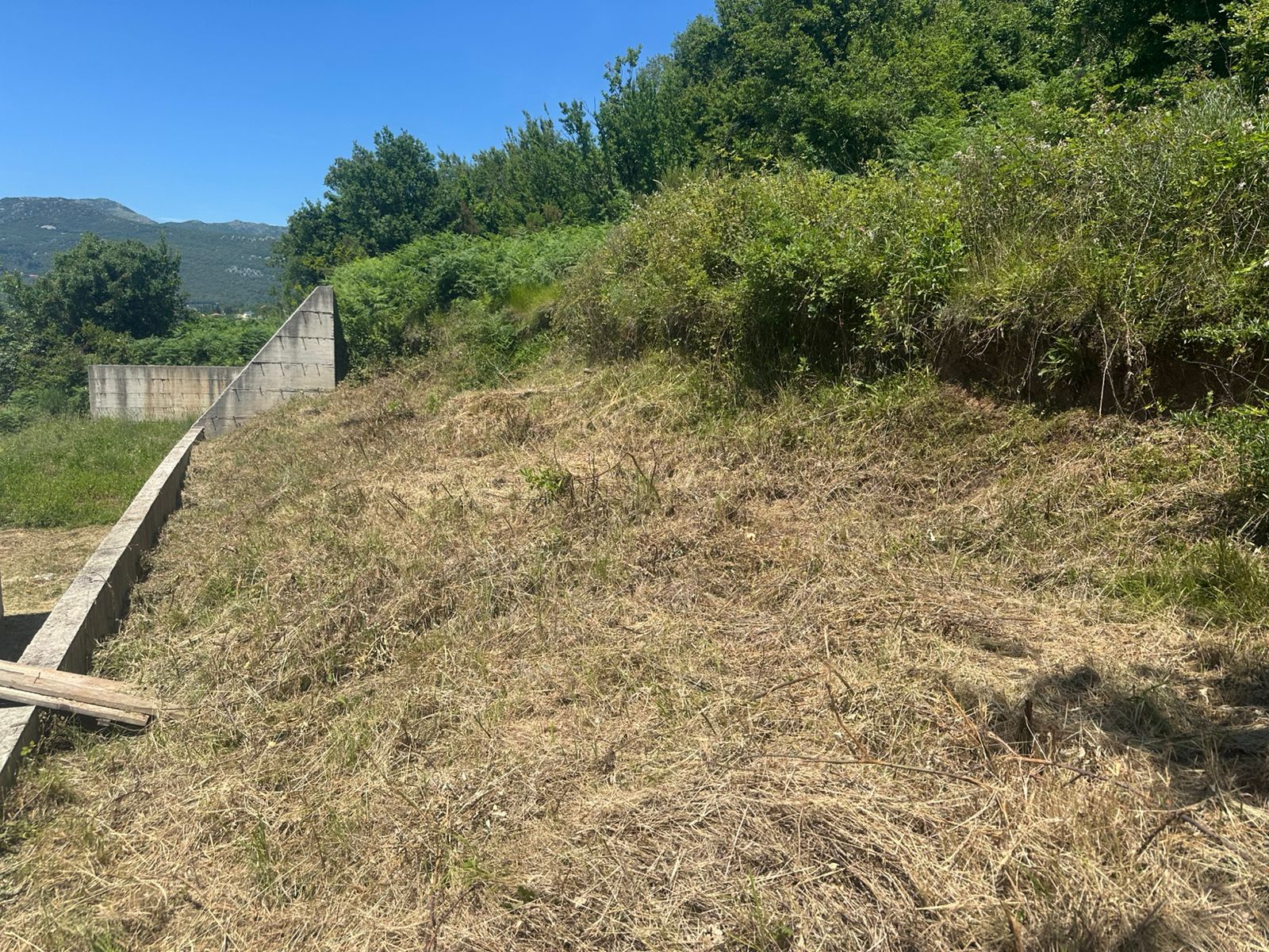 Image of House - 2 Bedrooms - 1 Bathrooms for Sale in Herceg-Novi-Herceg Novi-Montenegro, Image 12