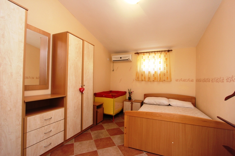 Image of House - 4 Bedrooms - 3 Bathrooms for Sale in Bar-Bar-Montenegro, Image 5