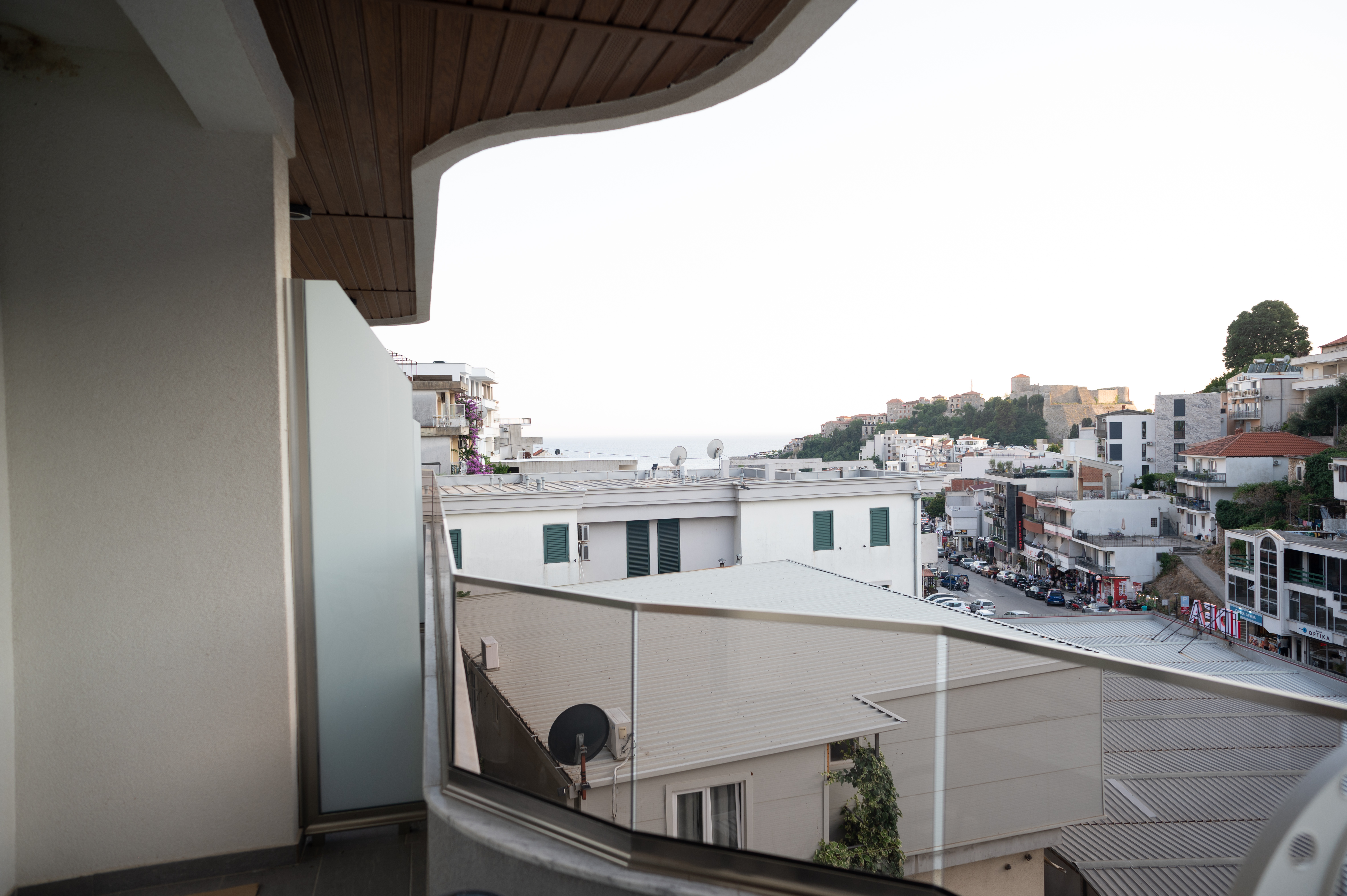 Image of Hotel - 15 Bedrooms - 18 Bathrooms for Sale in Ulcin-Ulcinj-Montenegro, Image 3