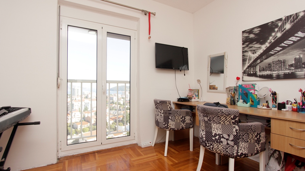Image of Apartment - 3 Bedrooms - 2 Bathrooms for Sale in Budva-Budva-Montenegro, Image 9