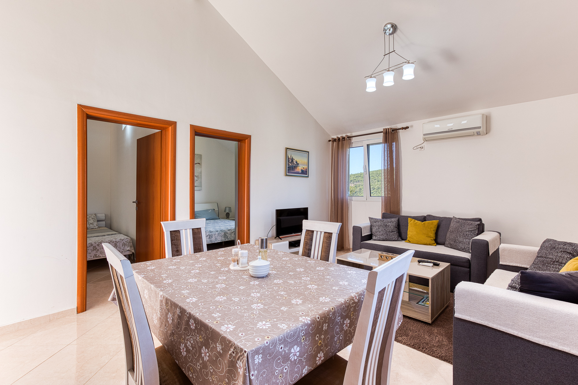 Image of Villa - 4 Bedrooms - 2 Bathrooms for Sale in Kotor-Montenegro, Image 7