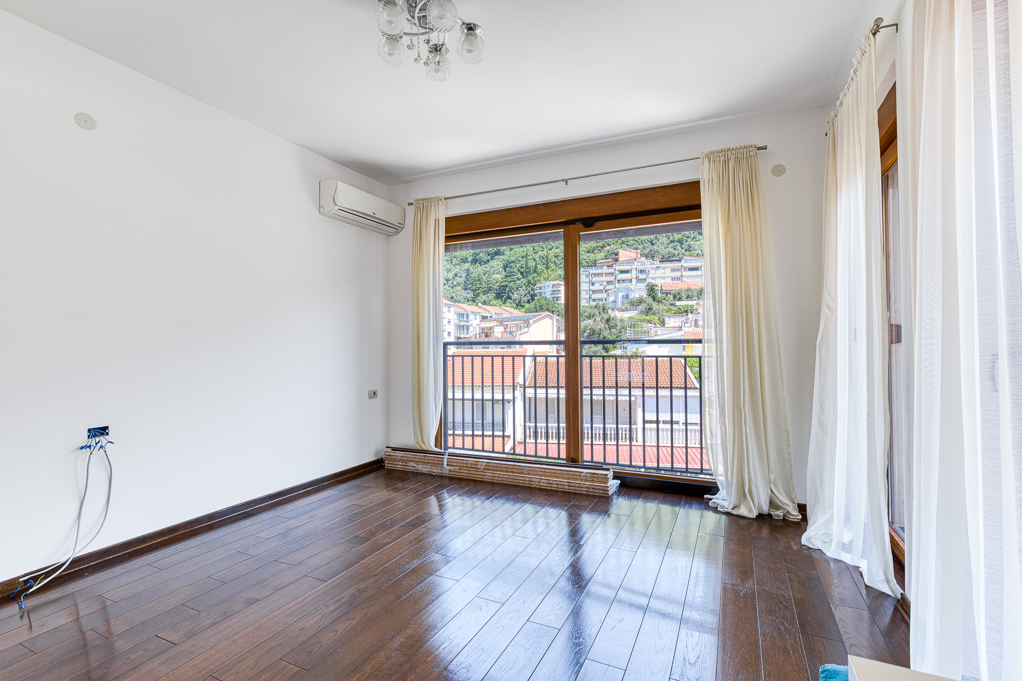 Image of Property - 3 Bedrooms - 3 Bathrooms for Sale in Budva-Petrovac-Montenegro, Image 12