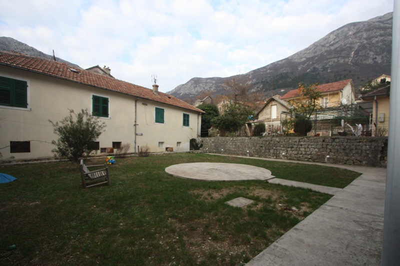 Image of House - 9 Bedrooms - 3 Bathrooms for Sale in Kotor-Risan-Montenegro, Image 1