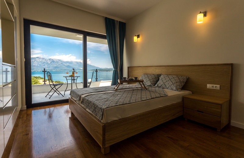 Image of Villa - 4 Bedrooms - 5 Bathrooms for Sale in Herceg-Novi-Djenovici-Montenegro, Image 6