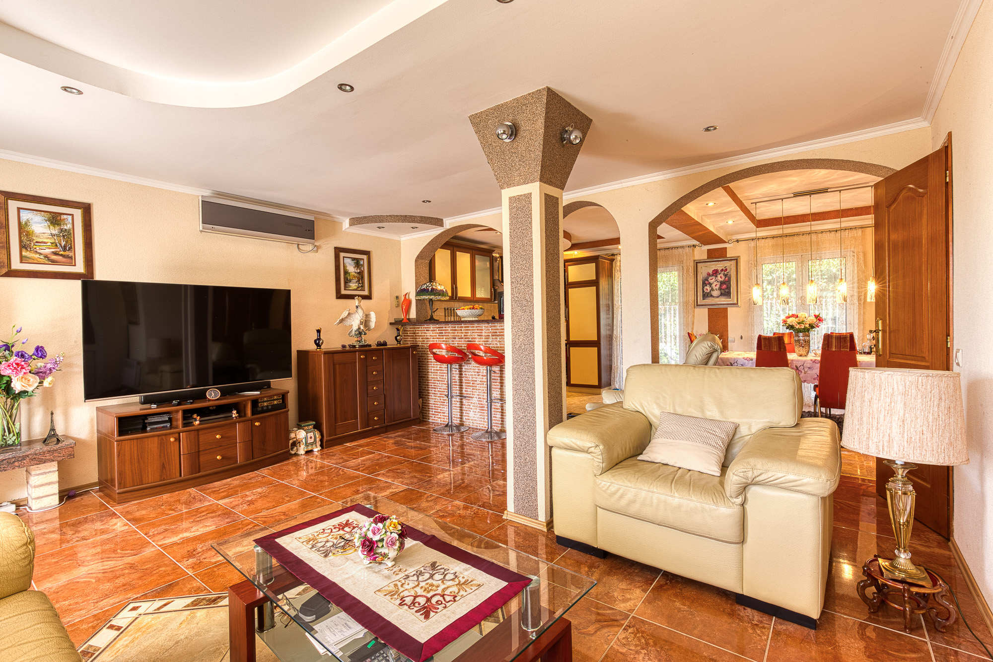 Image of House - 3 Bedrooms - 4 Bathrooms for Sale in Herceg-Novi-Kumbor-Montenegro, Image 2