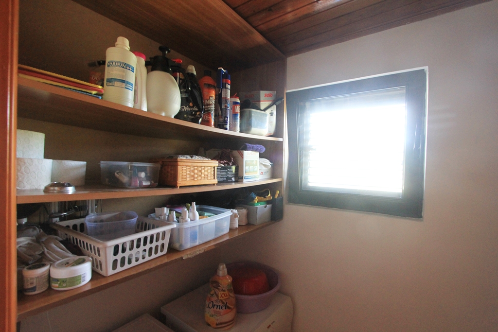 Image of House - 3 Bedrooms - 2 Bathrooms for Sale in Budva-Radanovici-Montenegro, Image 11