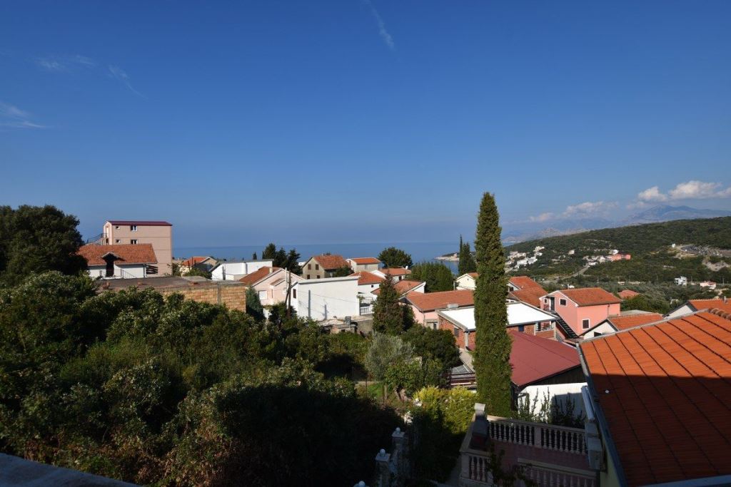 Haus 7 Schlafzimmer  Bar, Montenegro