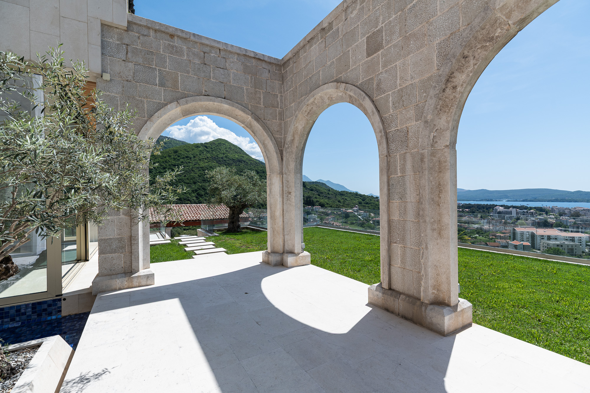 Image of Villa - 7 Bedrooms - 7 Bathrooms for Sale in Tivat-Tivat-Montenegro, Image 3