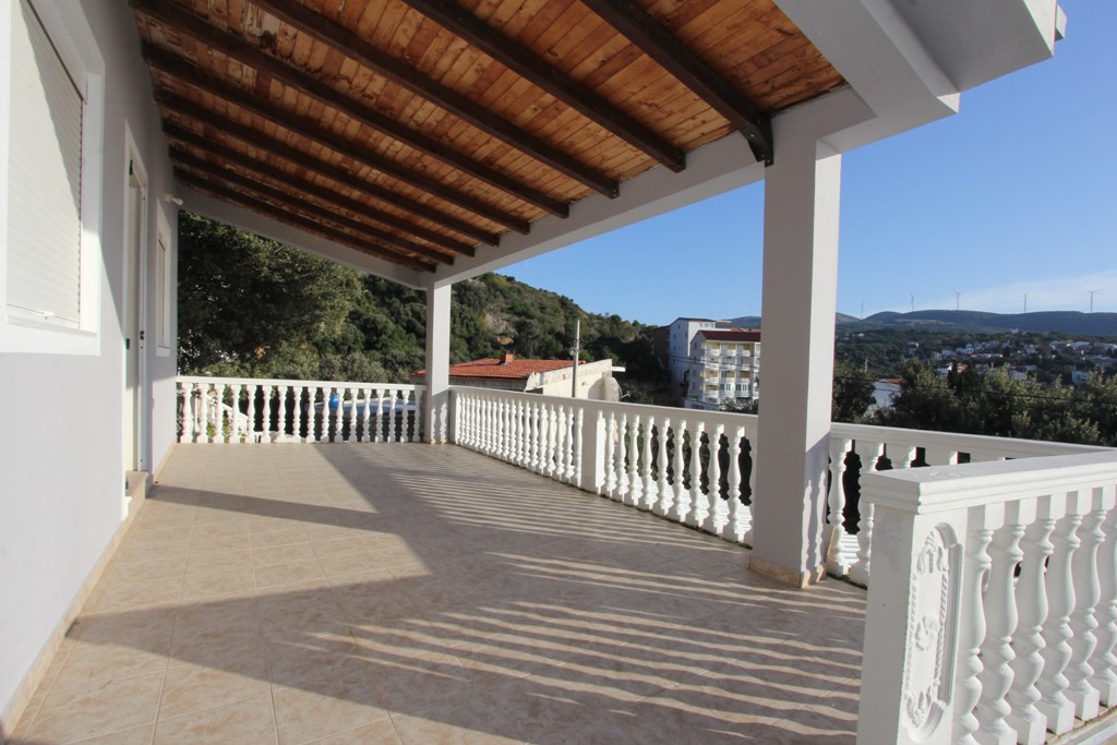 Image of House - 4 Bedrooms - 2 Bathrooms for Sale in Bar-Bar-Montenegro, Image 2