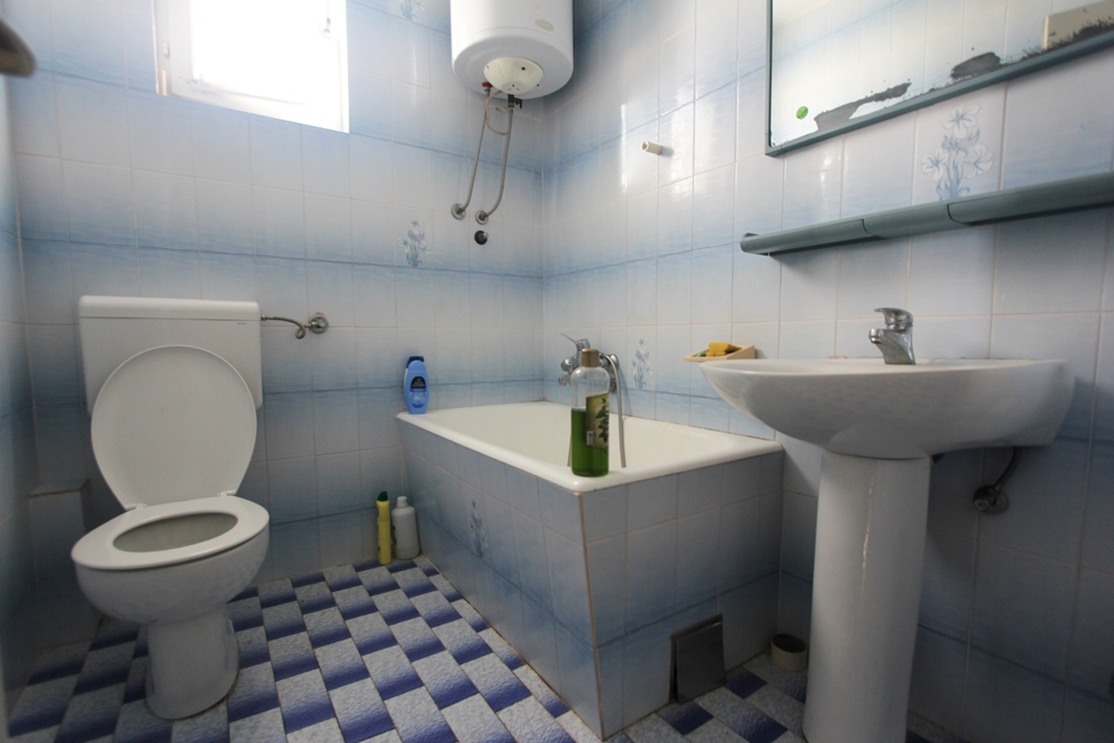 Image of House - 5 Bedrooms - 2 Bathrooms for Sale in Herceg-Novi-Herceg Novi-Montenegro, Image 10