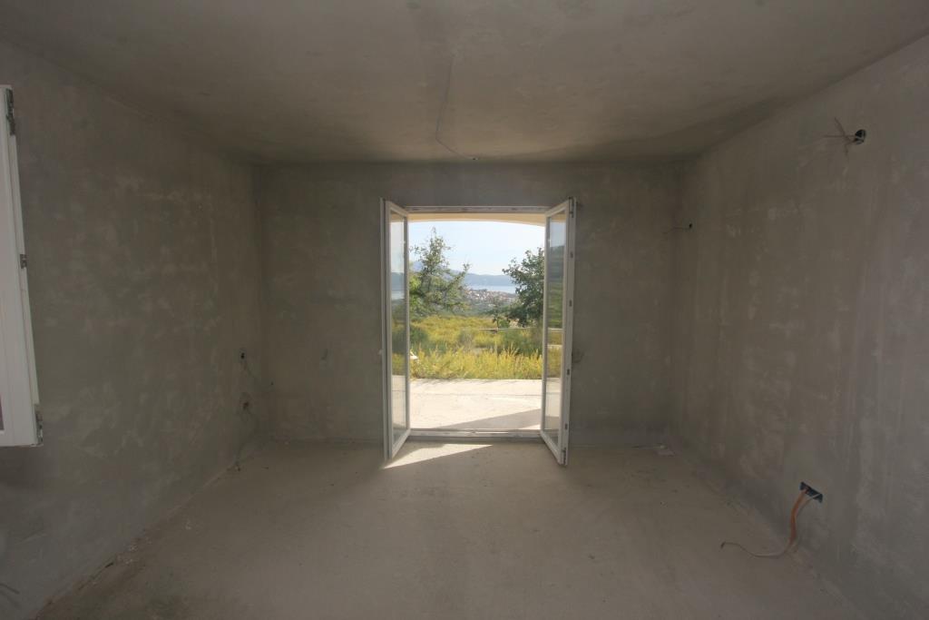 Image of House - 4 Bedrooms - 3 Bathrooms for Sale in Herceg-Novi-Herceg Novi-Montenegro, Image 16