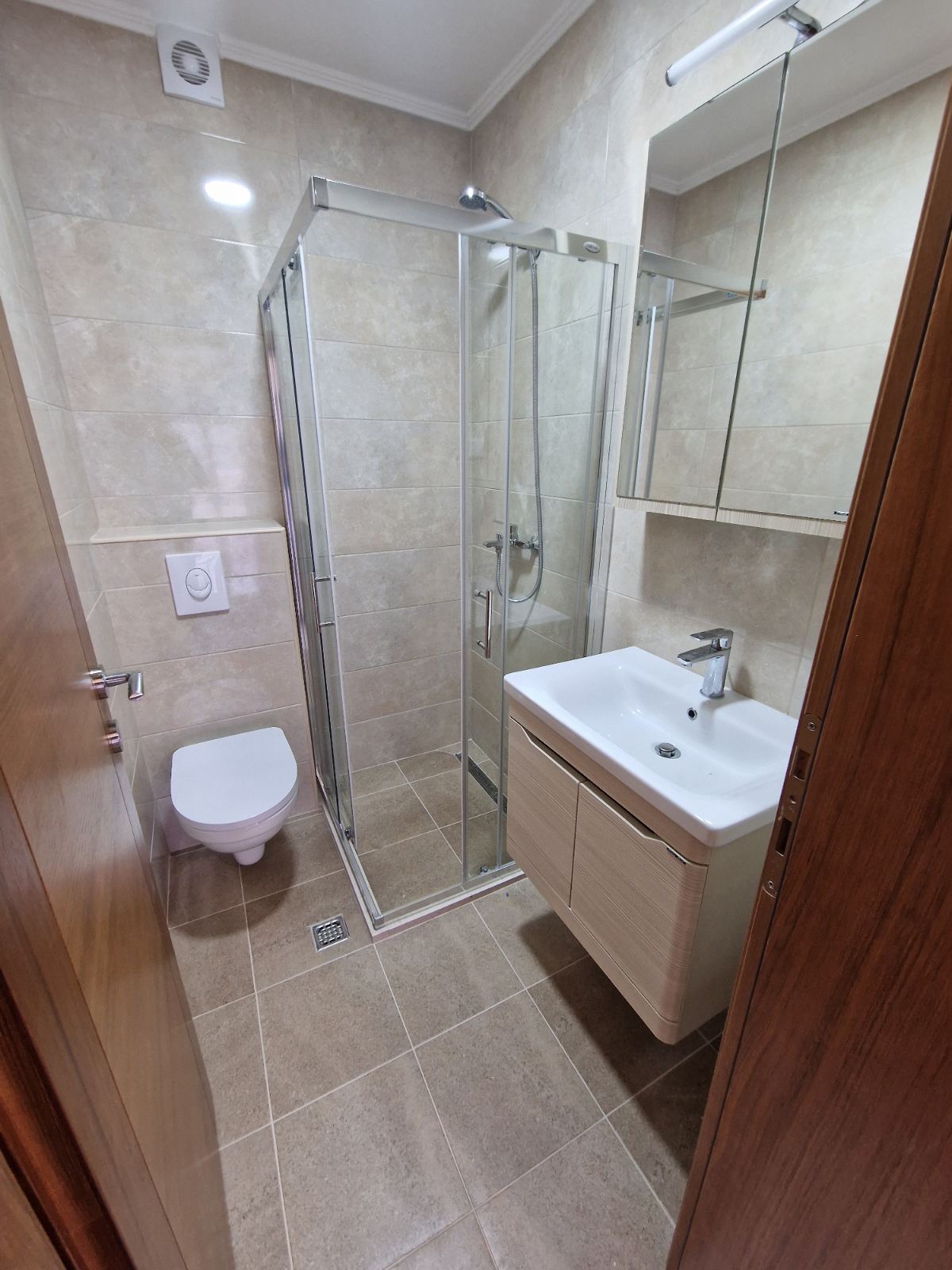 Image of Apartment in new building - 3 Bedrooms - 2 Bathrooms for Sale in Herceg-Novi-Igalo-Montenegro, Image 7