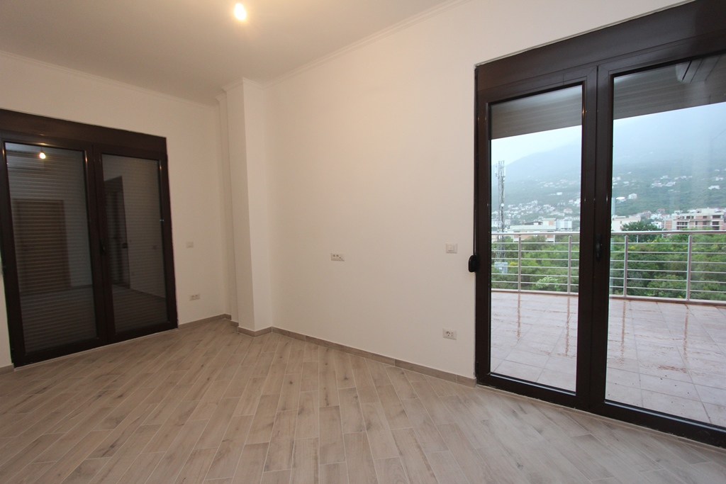 Image of Apartment - 3 Bedrooms - 4 Bathrooms for Sale in Bar-Bar-Montenegro, Image 29