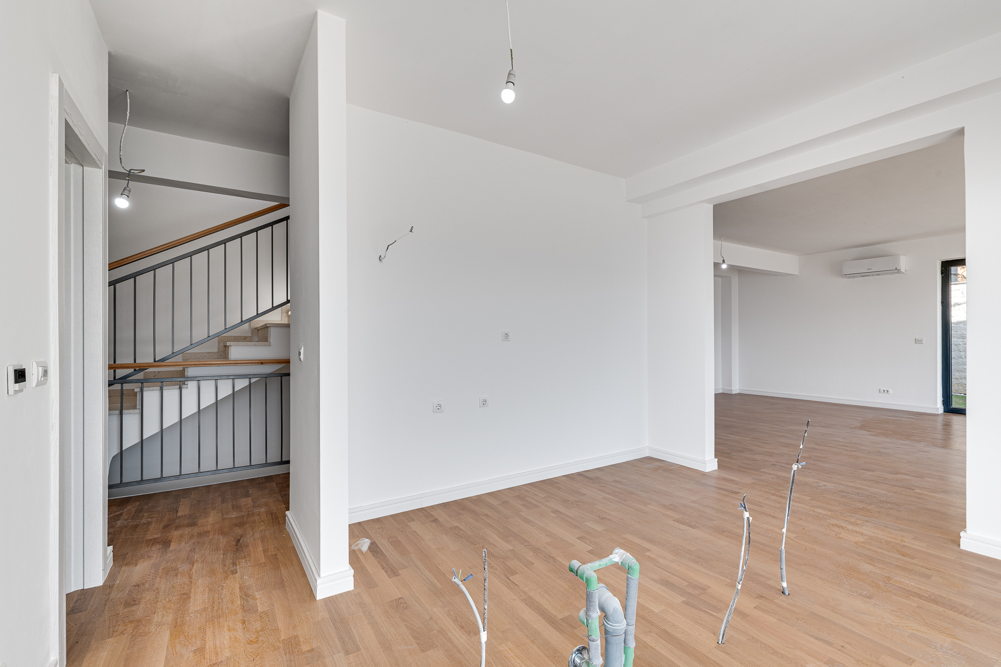 Image of Villa - 3 Bedrooms - 3 Bathrooms for Sale in Budva-Budva-Montenegro, Image 2