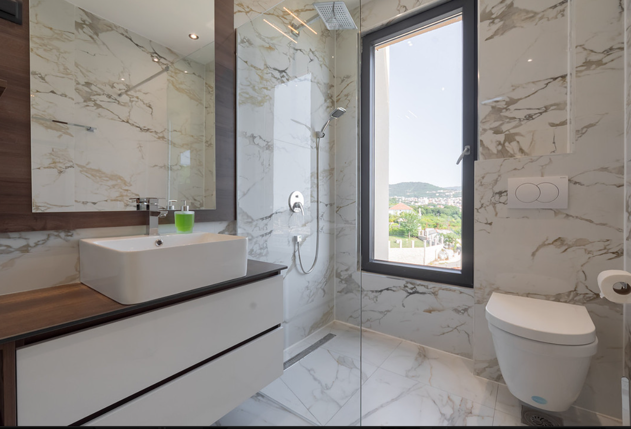 FOR SALE / PARTNERSHIP – HOTEL IN A PRIME LOCATION  Dobre Vode Bar