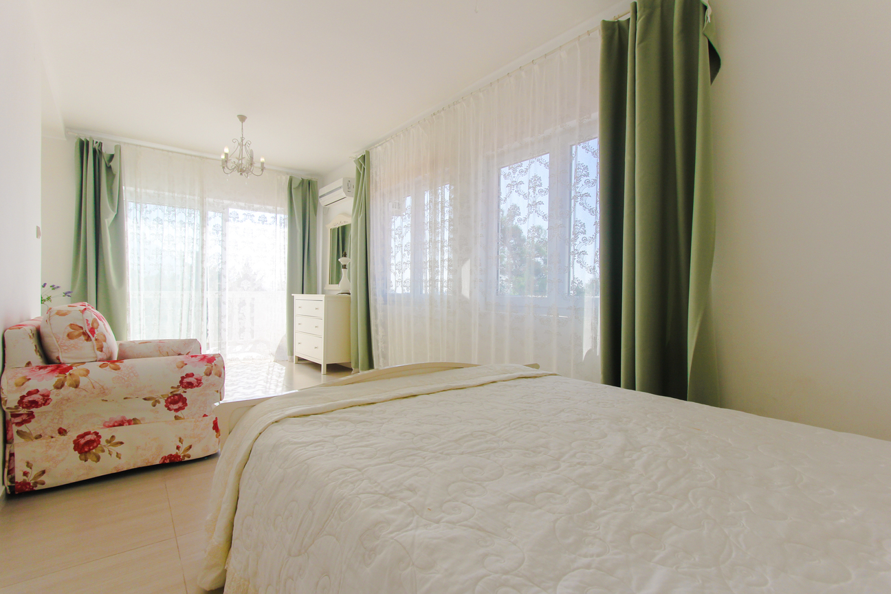 Image of House - 4 Bedrooms - 5 Bathrooms for Sale in Bar-Zeleni Pojas-Montenegro, Image 11
