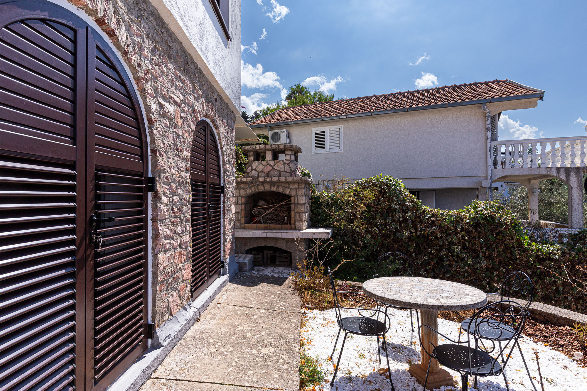 Image of House - 2 Bedrooms - 4 Bathrooms for Sale in Bar-Dobre Vode-Montenegro, Image 37